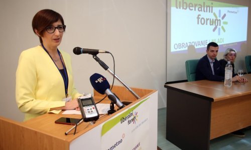 Marijana Puljak o Živom zidu: Uključite se i pomozite nam spasiti ovu zemlju od letećeg cirkusa!