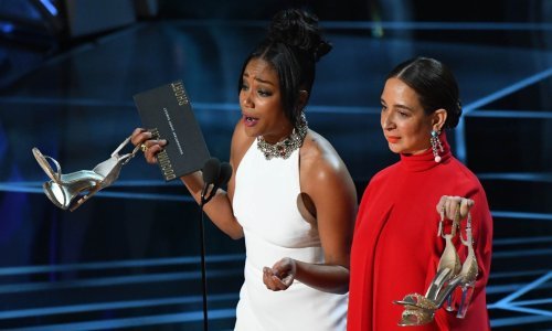 Glavna tema Oscara: Voditeljica na pozornicu izašla u već nošenoj haljini i kućnim papučama