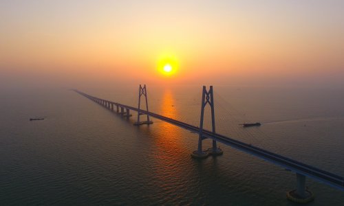 [VIDEO] Kinezi pustili u promet najduži prekomorski most na svijetu