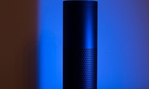 Amazonova Alexa se nekontrolirano smije, korisnici u panici