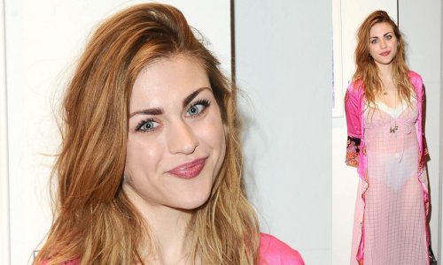 Kći nikada zaboravljenog pjevača Nirvane izrasla u pravu ljepoticu