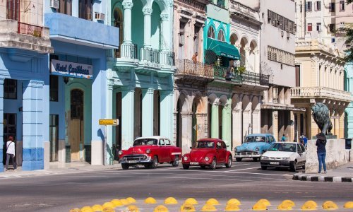 Kubanci biraju novi parlament, a s tim i nasljednika Raula Castra