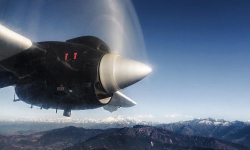 Srušio se zrakoplov sa 71 putnikom u Nepalu