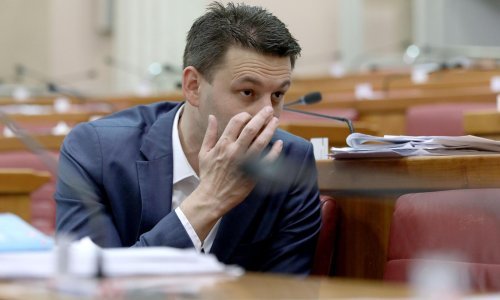 Petrov: Vlada je impotentna