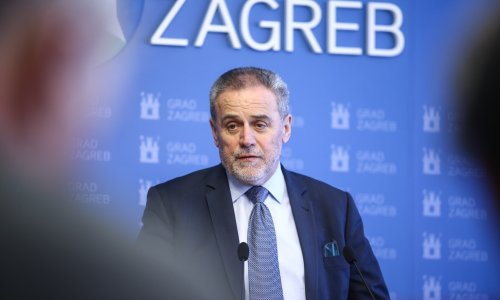 Bandić traži od Vlade da roditelji djece koja dobivaju stipendije zbog toga imaju poreznu olakšicu