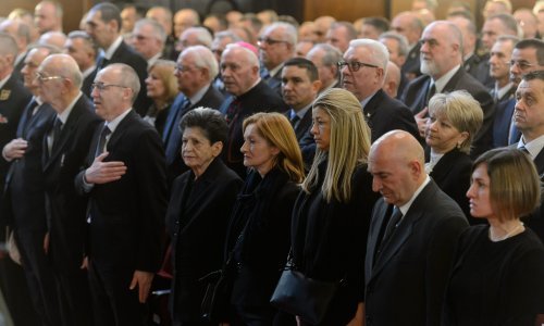 Pogledajte tko je sve bio na komemoraciji za Petra Stipetića