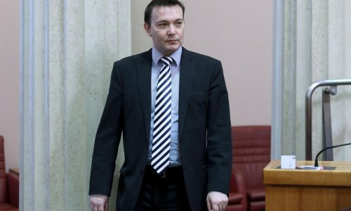 Bauk u Saboru: Građani ne bi trebali plaćati kamatu, na kamatu, na kamatu...