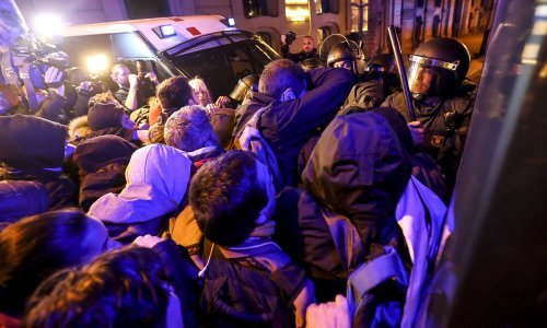 Madrid nastavlja direktno upravljati Katalonijom