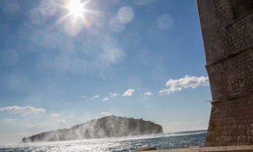 Prevrtljivo proljeće: Sve toplije, no navečer vjetar donosi preokret