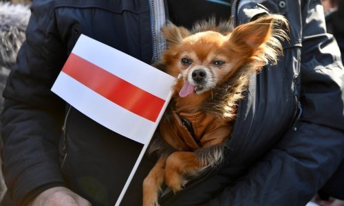 Prosvjedi se razbuktali na sve strane, a kuha i dalje