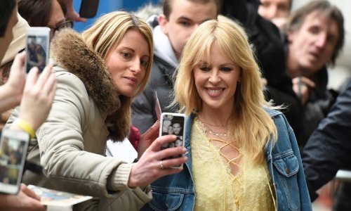 Nakon još jednih neuspjelih zaruka, Kylie Minogue poručila: 'Brak nije za mene'