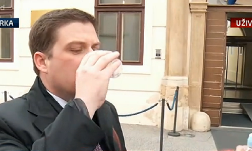 Butković i Ćorić popili čašu slavonskobrodske vode, Kujundžić odbio