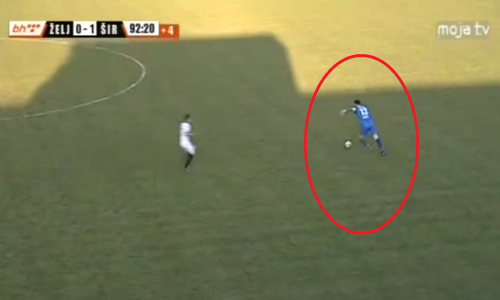 Golom u zadnjoj sekundi i sa 70 metara ostavio svoj klub u borbi za naslov prvaka