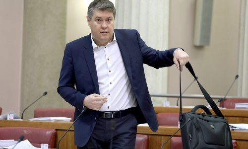 Lalovac se povlači iz politike, SDP traži smjenu Barišića