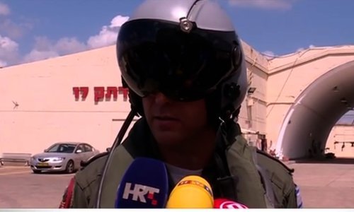 Znate li zašto izraelski vojni piloti ne skidaju kacige ni kad razgovaraju s novinarima?
