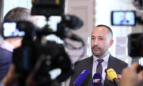 HRAST 'otkačio' HDZ i napustio vladajuću koaliciju