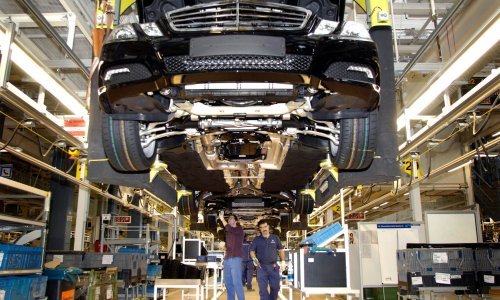 Roboti će nam ukrasti posao? Proizvođači automobila se ne slažu