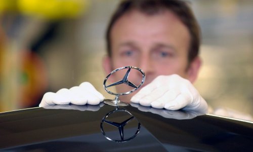 Mercedesova matična kompanija zahvalila se radnicima bonusom od 4.965 eura