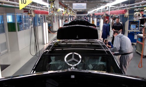 Daimler mora platiti 870 milijuna eura zbog kršenja propisa o štetnim plinovima