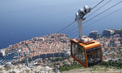 Dubrovniku 15 posto od svake karte za žičaru prema Srđu