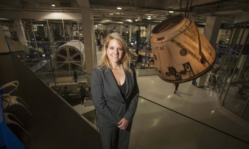 SpaceX želi poslati ljude još dalje od Marsa - u drugu galaksiju