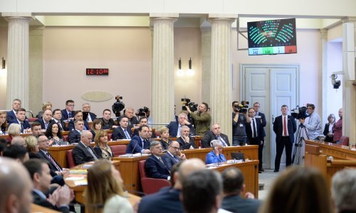 Rafalna paljba oporbe zbog mailova Martine Dalić: Organizirala je koruptivnu hobotnicu!