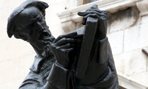 Obnovljen Meštrovićev Marko Marulić