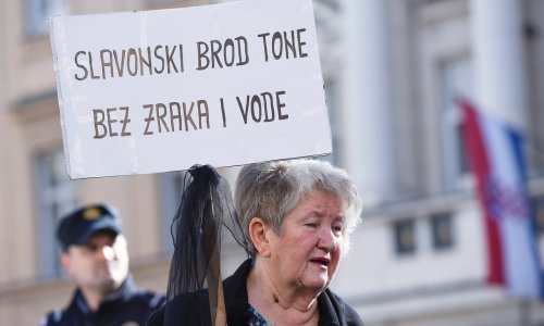 Plenković odgovorio na brojna pitanja Brođana: Što će biti s vodom, a što sa zrakom?