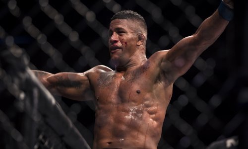 Strašan nokaut o kojem priča borilački svijet; 'zaspao' je na vlastitom koljenu