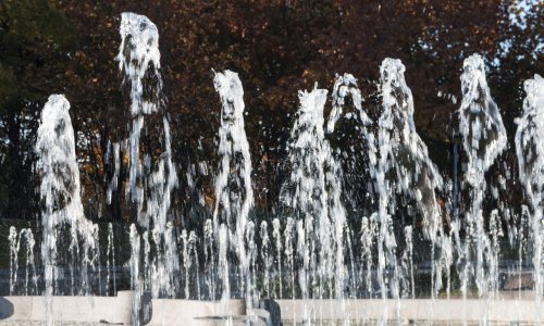 Beograd i Vučić bacili rukavicu izazova Bandiću - grade 54 fontane