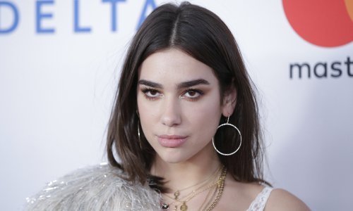 Dua Lipa otvoreno o obitelji: Zbog istine o Kosovu, moj djed, istaknuti povjesničar, ostao je bez posla i karijere