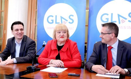 GLAS traži reviziju Vatikanskih ugovora: Protuustavni su i preskupi!