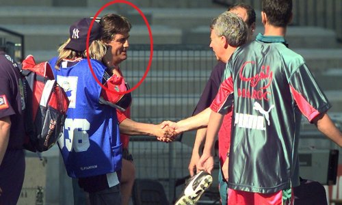 Nakon iznenadne vijesti cijela Francuska utučena, a nogometni svijet u suzama...