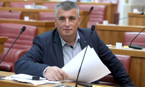 Bulj: Liječnica je otišla zbog mobinga, a zbog uhljeba se ruši sustav