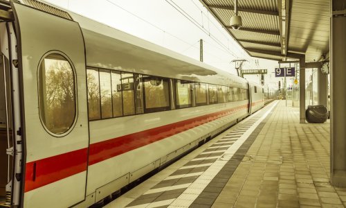 Požar paralizirao željeznički promet u Italiji