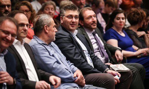 Pogledajte tko je sve uveličao svečanu izvedbu naše najdugovječnije predstave