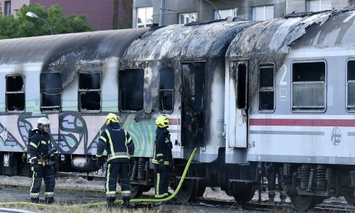 Zapalila se dva vagona u blizini zagrebačkog Glavnog kolodvora kolodvora