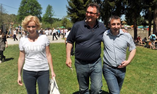 Neprijatelji Čačić i Štromar organizirali proslave deset metara jedan od drugog