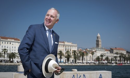 Splitski gradonačelnik pisao turistima: Pročitajte 'Oparin kućni red'