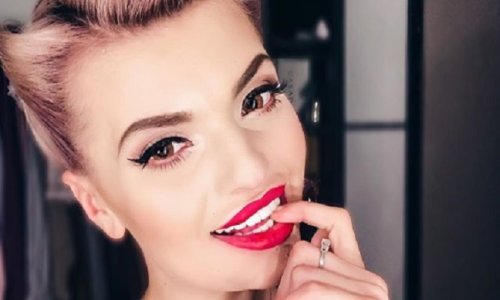 Ella Dvornik pokazala kako nosi ovosezonski trendi komad