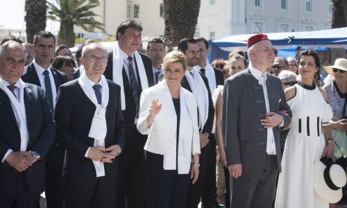 Grabar Kitarović i dalje ne otkriva svoje demografske mjere: Nije sada ni vrijeme, ni mjesto