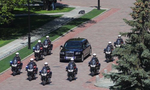 Blindirani ‘ruski Rolls Royce’ zvijezda Putinove inauguracije