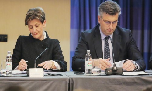 Prisjetite se kako je protekao dramatičan dan prije ostavke Martine Dalić