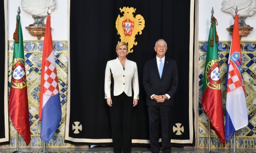 Grabar-Kitarović posjetila Lisabon, a pritom nije zaboravila spomenuti i jednog sveca