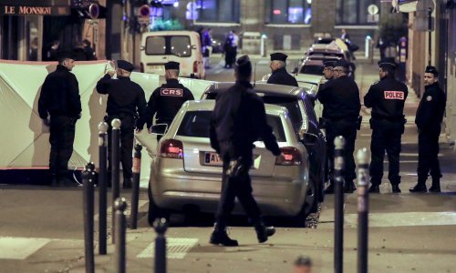 Ubio prolaznika i ranio još četvero u Parizu, vikao 'Allahu akbar'