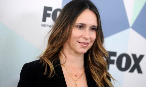 Bila je holivudska slatkica, a sada je neprepoznatljiva: Zbog svog se izgleda i javno ispričala