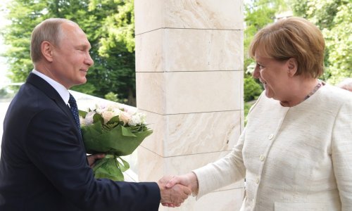 Merkel i Putin sastat će se u subotu izvan Berlina