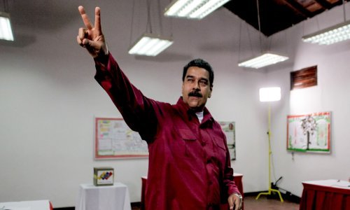 Nicolas Maduro ostaje na čelu Venezuele, oporba traži nove izbore