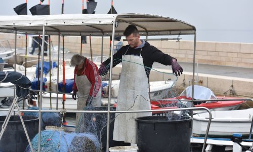 I dalje napeto u Savudrijskoj vali: Kazne pljušte s obje strane
