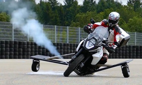 Bosch na motocikle želi ugrađivati potisnike kakvi se koriste u svemiru